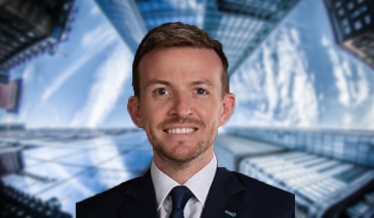 Andrew Mackenzie joins DLA Piper in Dubai