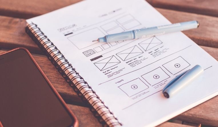 Drawing a parallel between aesthetics and functionality for design protection